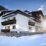 Abseits der Pisten auf den Arlberg – VALLUGA Hotel