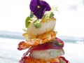 DAS-TEGERNSEE_Jakobsmuschel_Garnelen_Rote_Beete_Weisser_Tomatenschaum