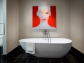 Hi_Bisha Toronto_Bathtub_(c) Loews Hotels & Co