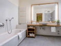 badezimmer_mit_badewanne_c_guenter_standl_hotel_botango