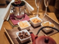 champagner_mit_fingerfood_cfotograf_patrick_langwallner_hotel_zuerserhof