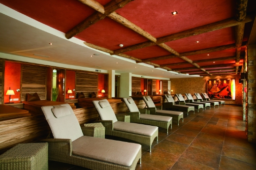 (c) Hotel Engel Hotel Engel