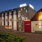 A.B.E. Fertighotel – Achtung! Fertig! Hotel!
