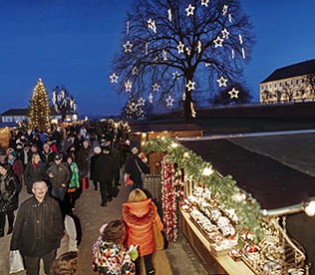 Schloss Hof im Advent