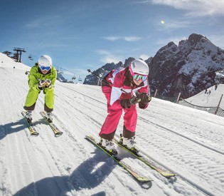 Skiregion Dachstein West in den Top 100 der weltweit besten Skigebiete