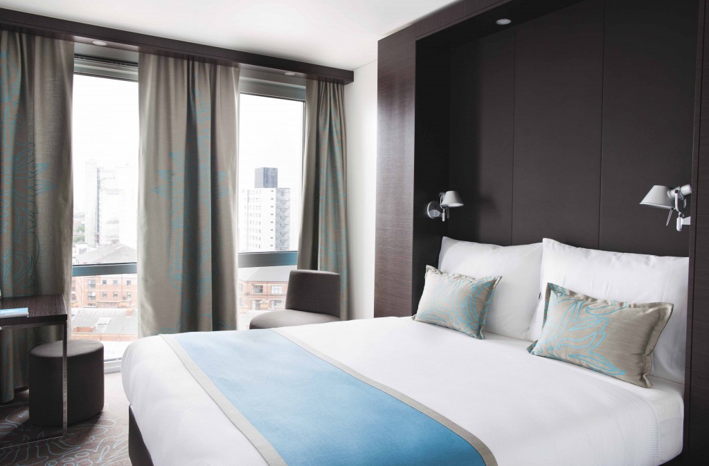 Bild3_Motel One Manchester Piccadilly_Zimmer_C_Motel One