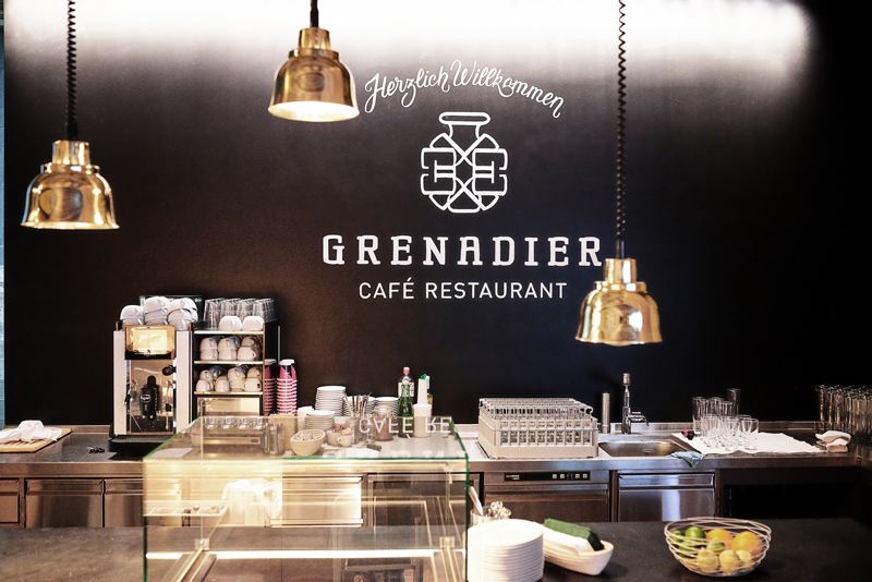 Restaurant_Grenadier_2