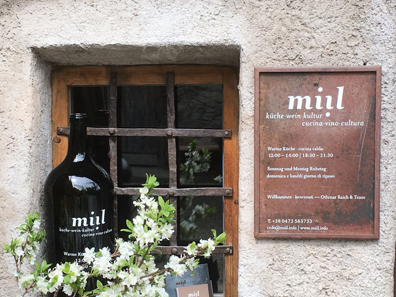 miil Restaurant miil_