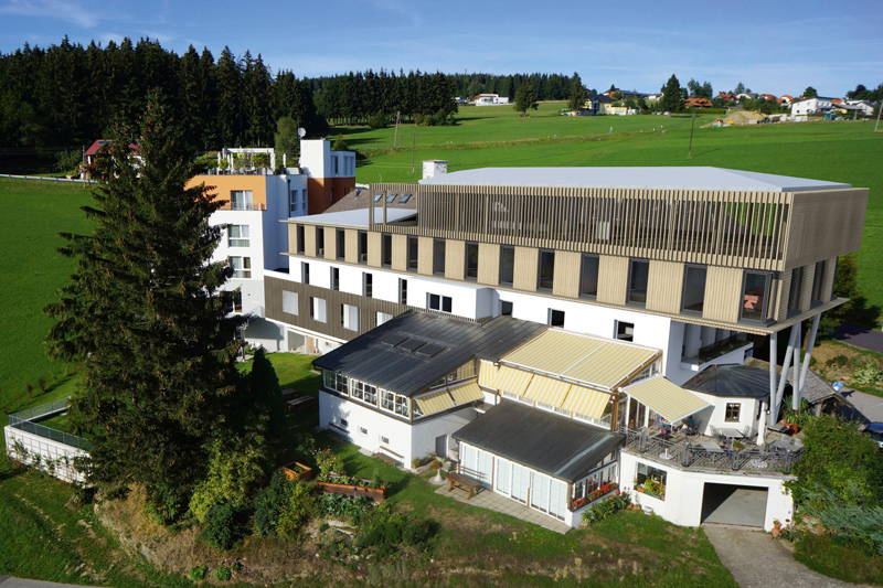 2_mhaus