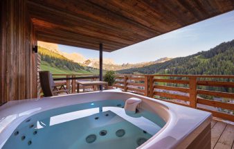 Neue Wohnwelten mit Whirlpool