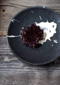 SCHWARZBEERKNOCKERL