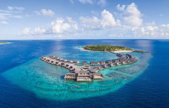 Strand, Lagune, Wald und Meer – St. Regis Maldives